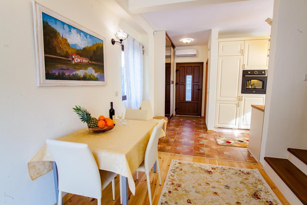 Karuc Paradise House Skadar Lake מראה חיצוני תמונה